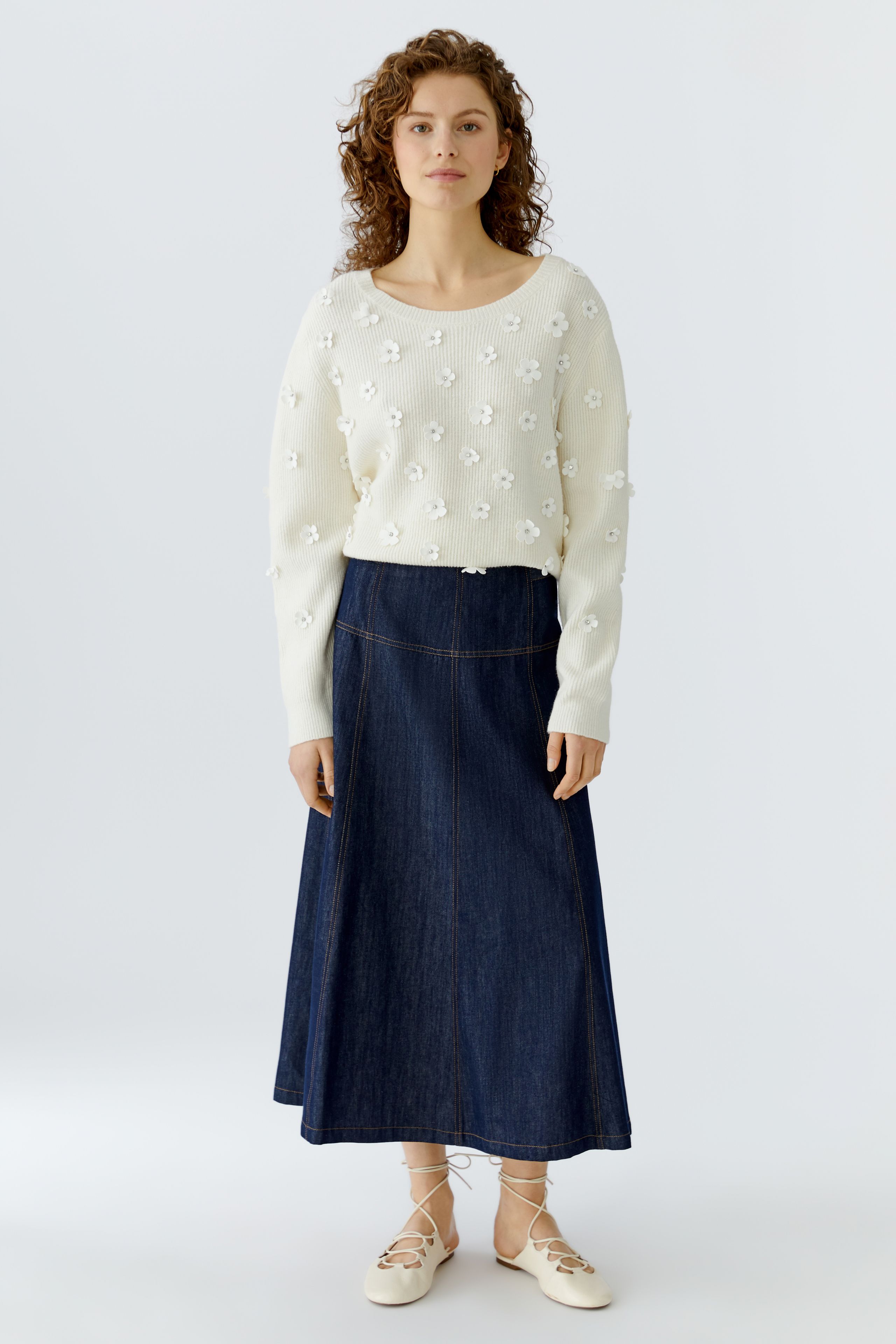ЮБКА OUI джинсовая миди с А-силуэтом и контрастной строчкой